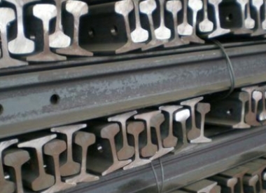 Gia công cắt chặt thép tấm theo quy cách